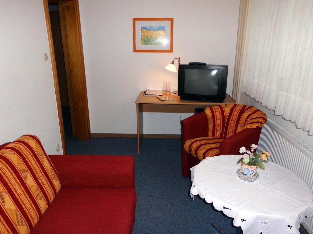 Hotel Haus Hellhohl Garni Brilon Habitación foto